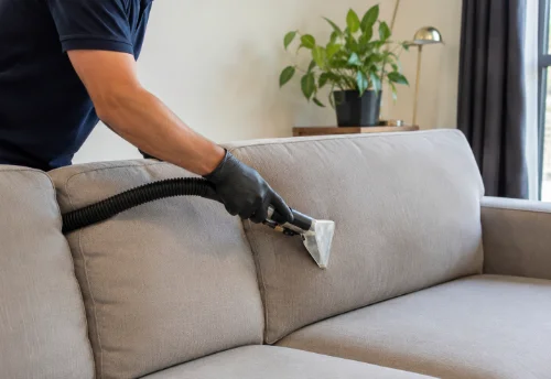 Nettoyage de canapé en profondeur à Baudres